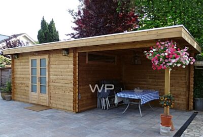 Woodpro blokhut Domino 26559 met overkapping Deblokhut.nl