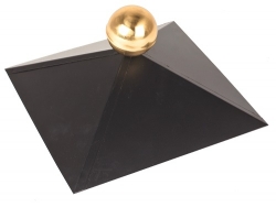 Metalen kap met messing bol